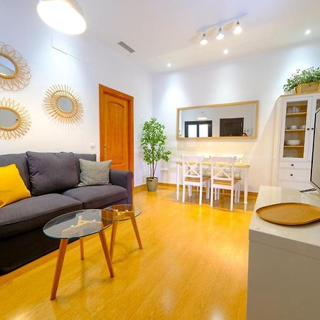 Patio Rialto Apartment セビリア エクステリア 写真