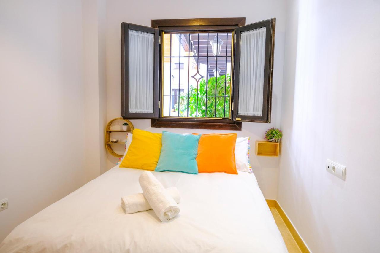 Patio Rialto Apartment セビリア エクステリア 写真
